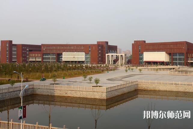 鶴壁職業技術師范學院網站網址
