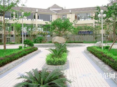 成都城市建設(shè)技工幼兒師范學(xué)校招生辦聯(lián)系電話(huà)