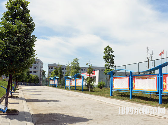 蒼溪縣幼兒師范職業(yè)高級(jí)中學(xué)2020年報(bào)名條件、招生要求、招生對(duì)象 