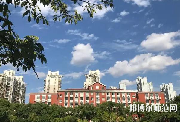 上海大學師范學院延長校區(qū)2023年報名條件、招生要求、招生對象