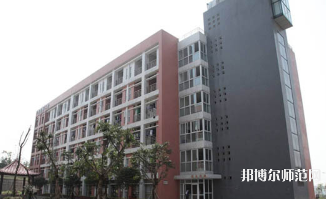自貢幼師職業(yè)技術(shù)學(xué)校2023年招生辦聯(lián)系電話(huà)